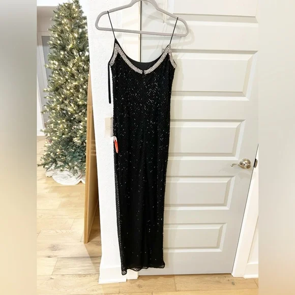 NWT Mac Duggal 93551 Beaded Spaghetti Strap Column Embellished Gown - Picture 4 of 10